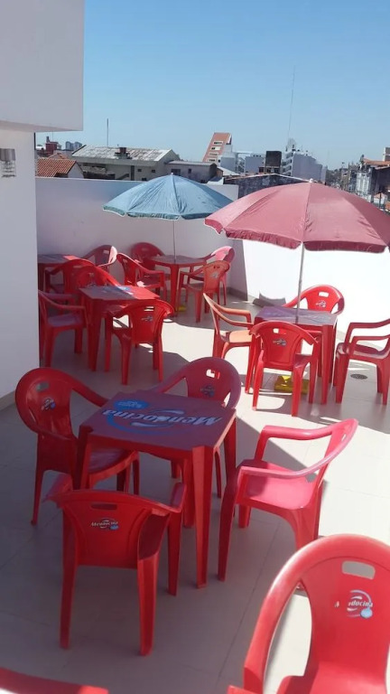 Backpackers Bar&Suites