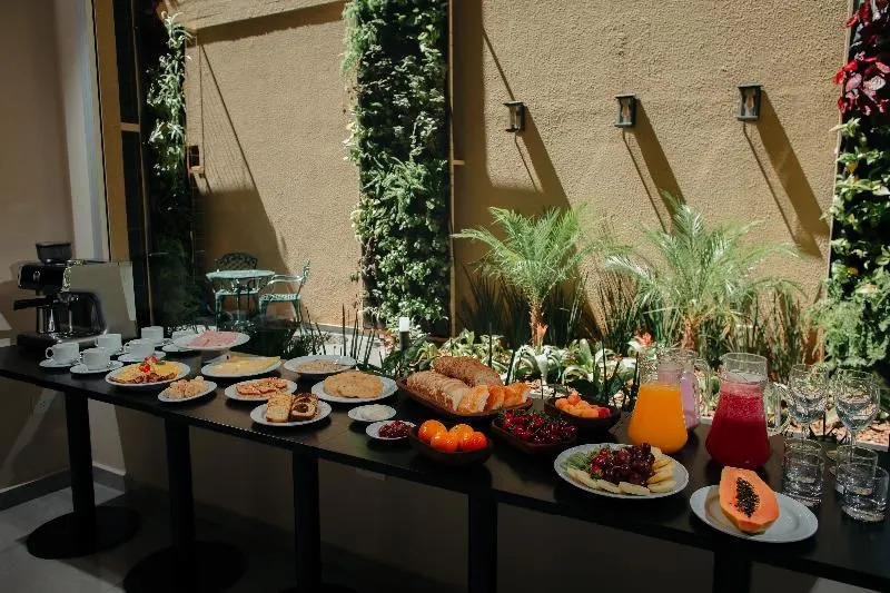 Hotel Batista