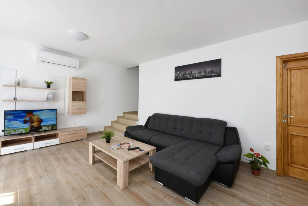 Villa Elm