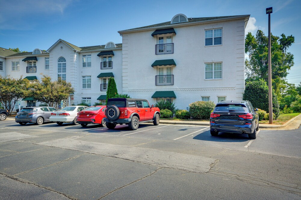Greensboro Condo Rental Near Hospital & Trails!