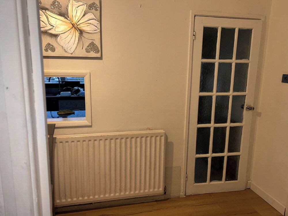 Charming 4-bedroom House Rental in Basildon, UK