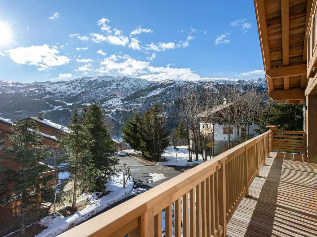 Chalet familial moderne près des pistes avec parking - FR-1-566-43