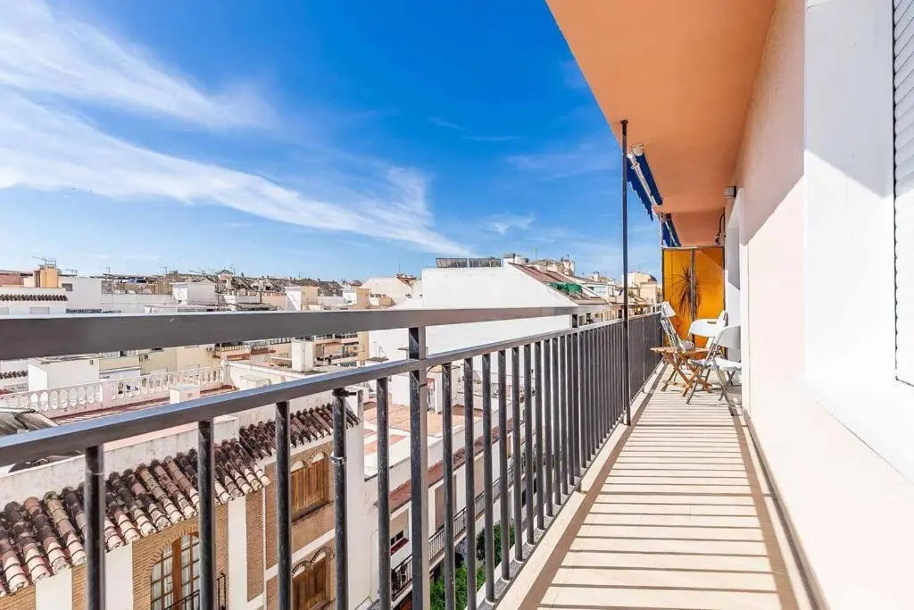 72-Modern Apartment in the Heart of Fuengirola!