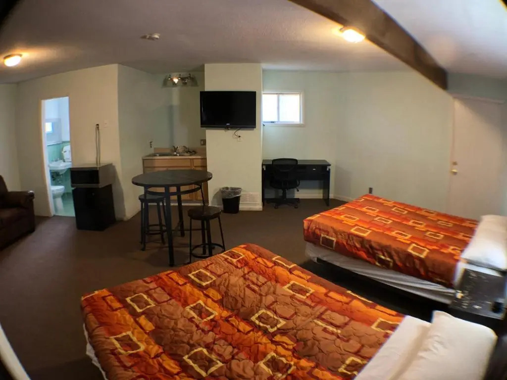 Tower 64 Motel & RV