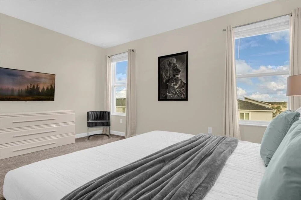 6 Bedroomss/ Champions Gate Home by RedAwning