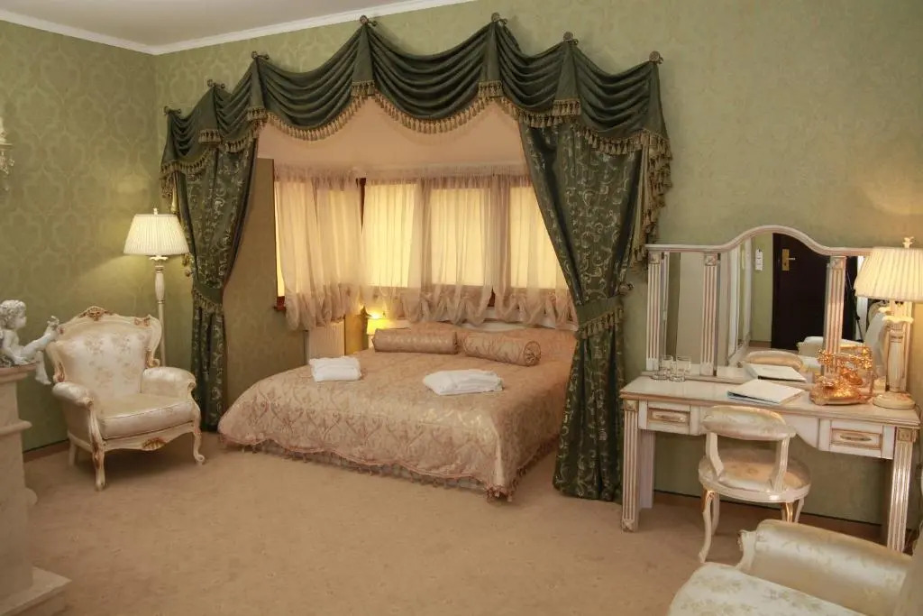 Citadel Hotel