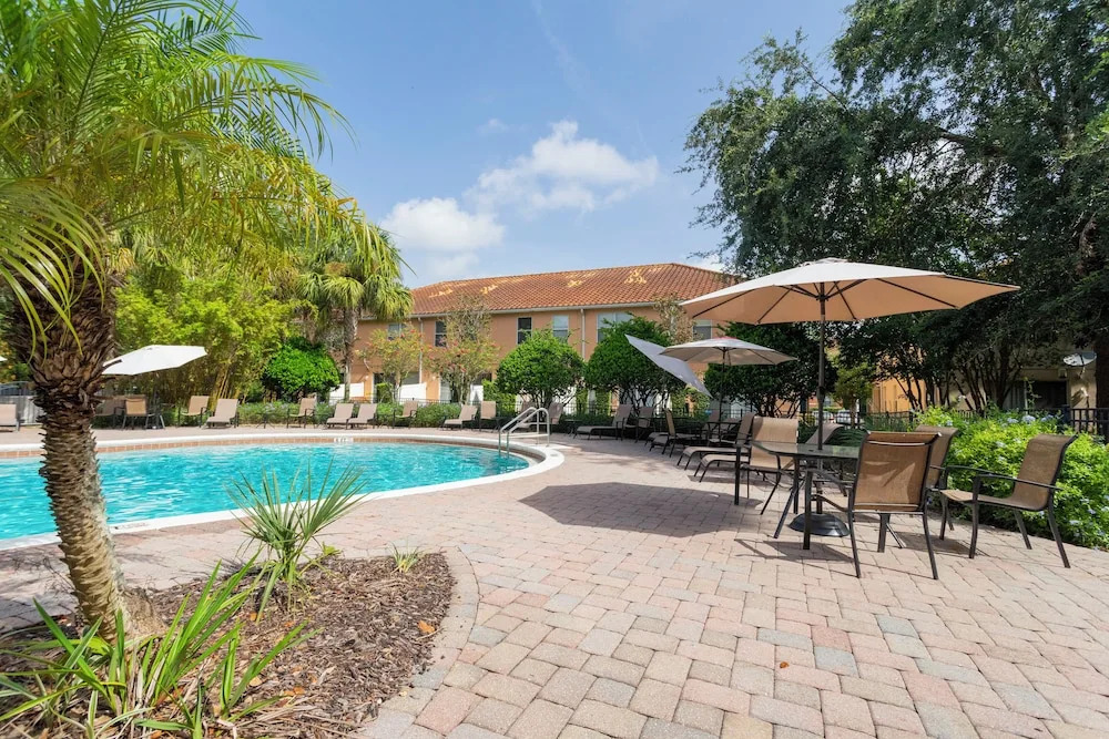 Four Bedrooms Townhome Close to Disney 5162a