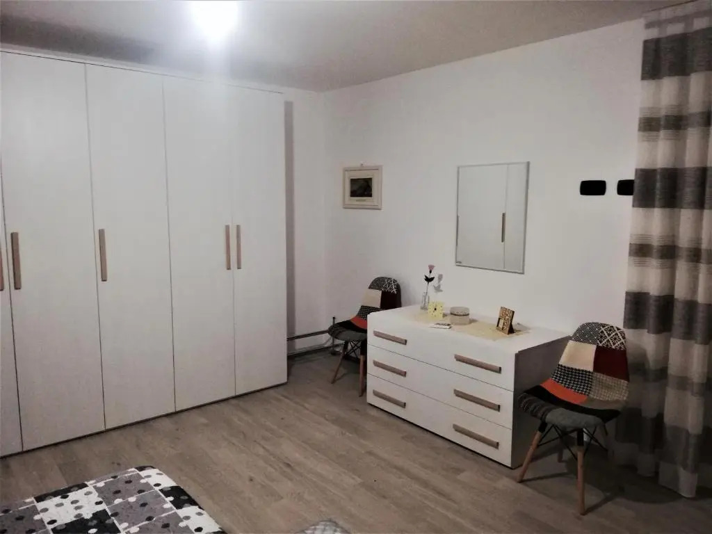 Billy Apartment