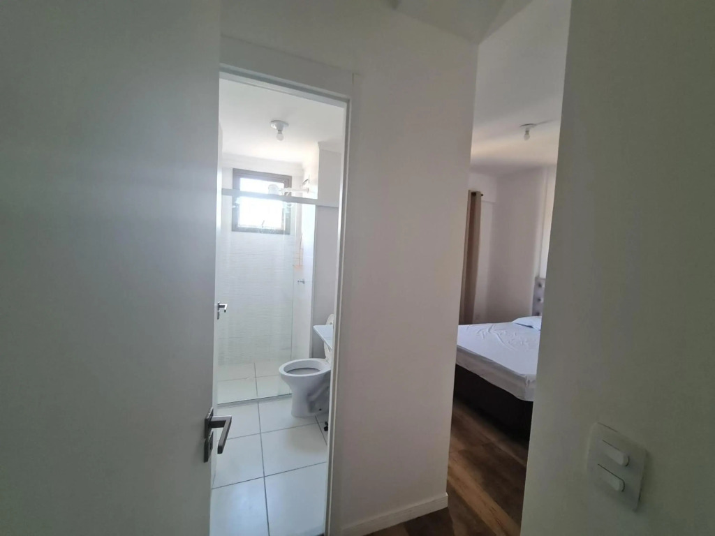 Apartamento na Praia Martim de Sá com linda vista