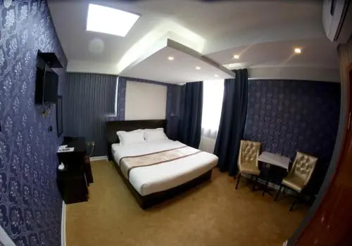 9n9 Hotel