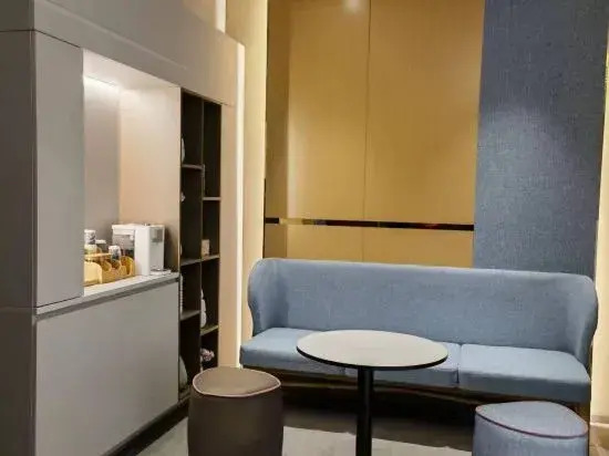 Homeinn Hotel (Beijing Fengtai Railway Station Niwa Subway Station)