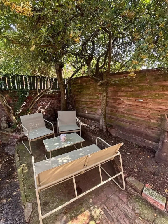 Perfect Booking 2 Bed Home in Didsbury Village