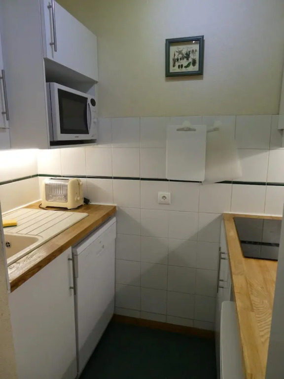 Residence Saintjacques Two-room Apartment in the Resort Center for 5 People, 35 m2 Ca61