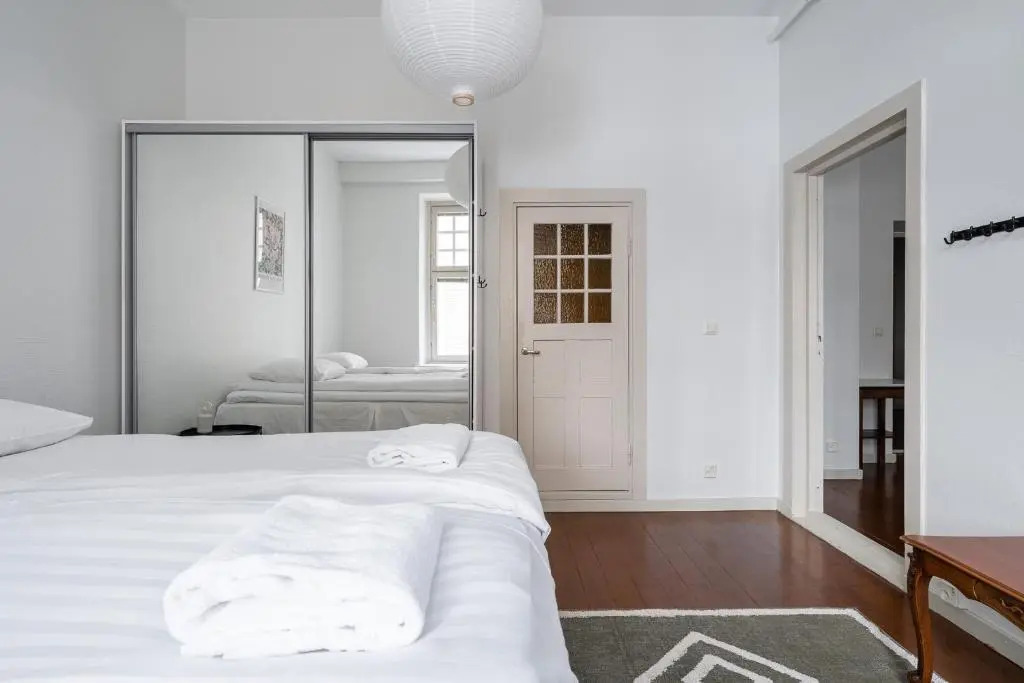 2ndhomes Tampere "Iso Aleksi" Apartment - 119m2 - Private Sauna - Best Location