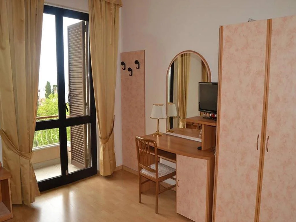 Hotel Santa Chiara