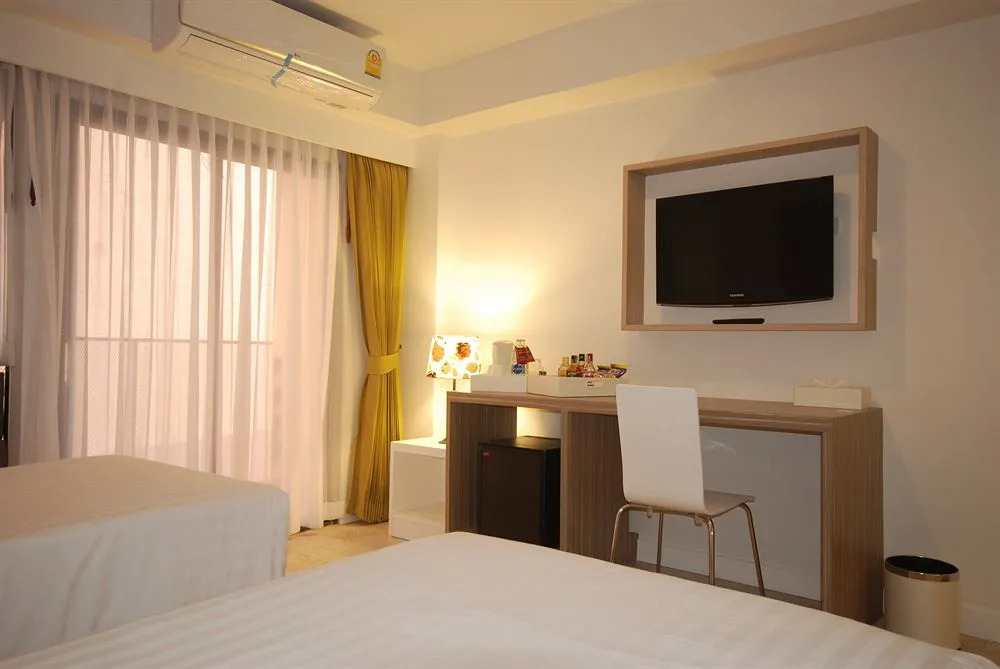 Samui Plaza