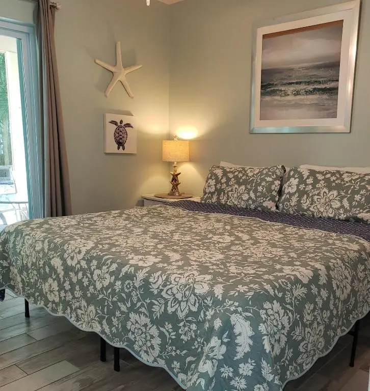 Five Palms Suite 108 - Daily - Weekly - Monthly