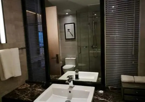 Shu Jing Holiday Hotel