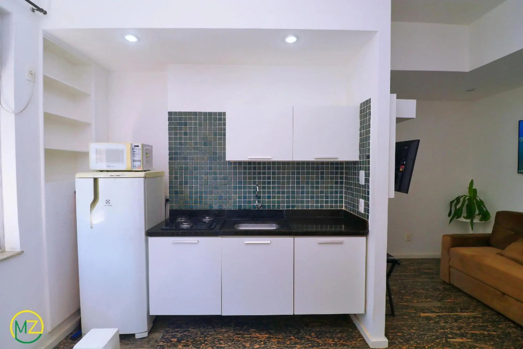 Sala e quarto com 2 banheiros para 5 pessoas em Copacabana!