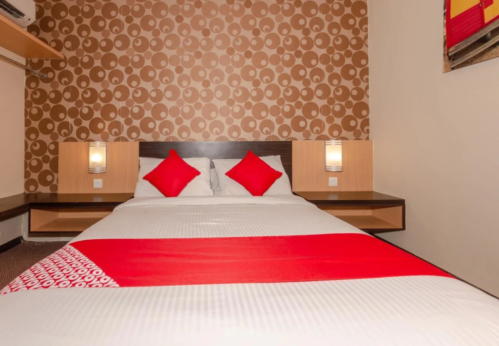 OYO 1009 Regalo Hotel