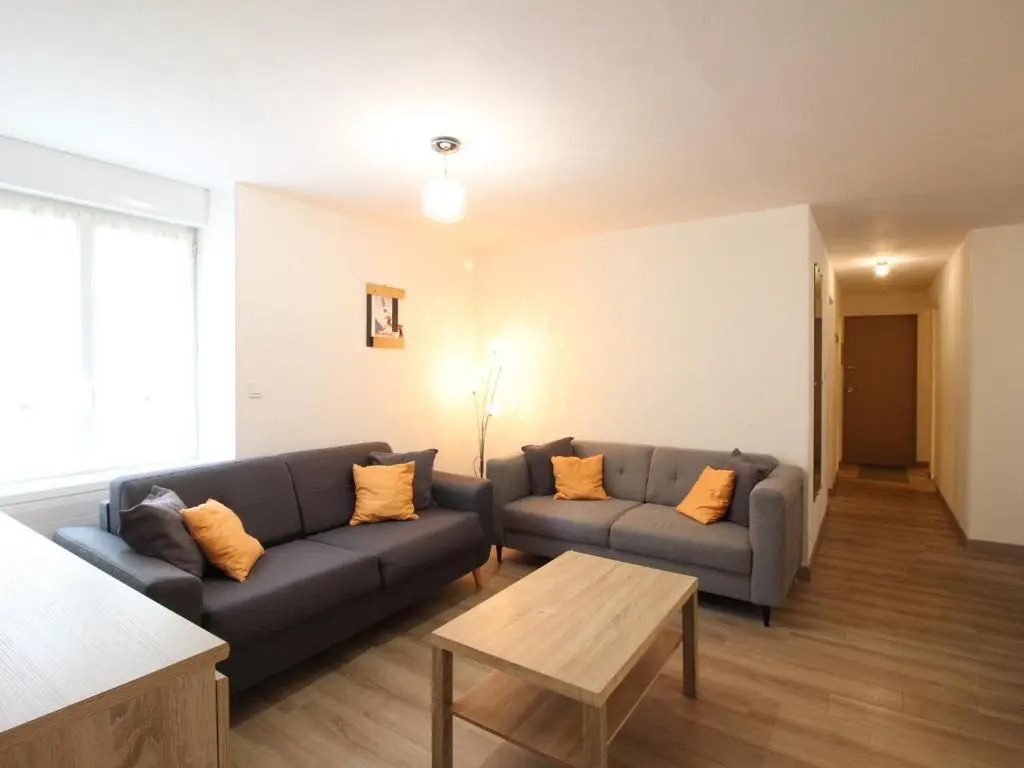 Appartement Mont-Dore, 5 pièces, 10 personnes - FR-1-608-27