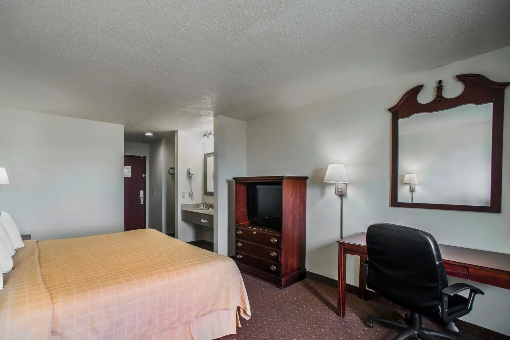 Quality Inn