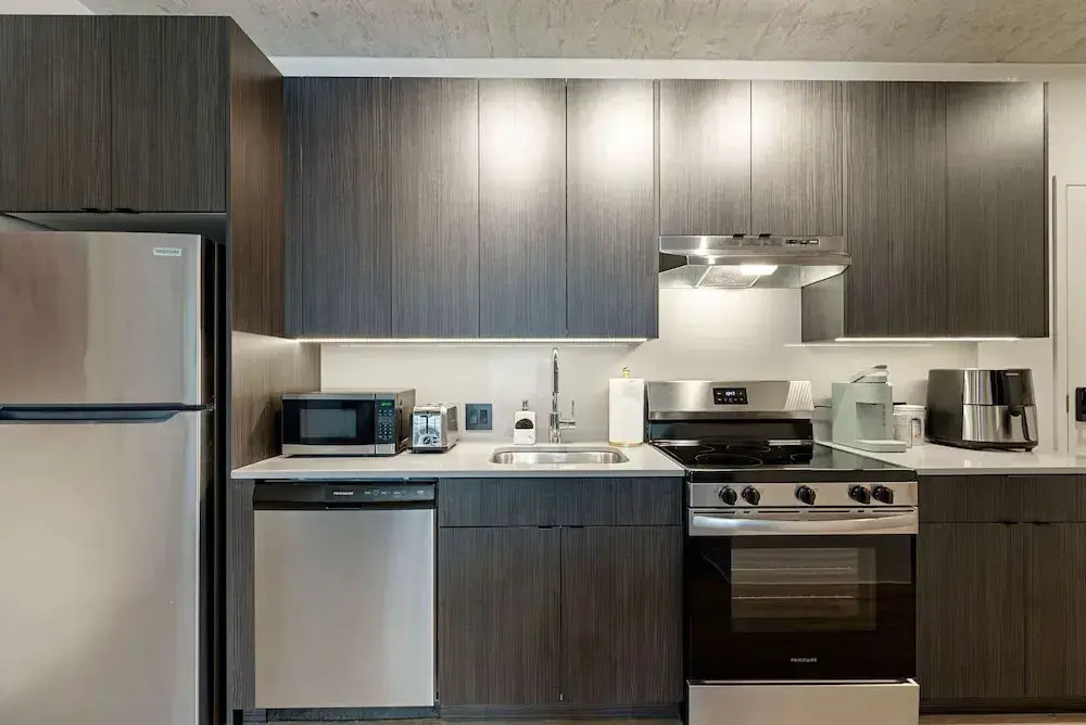 3BD Condo in Printer s Row for Monthly Stays