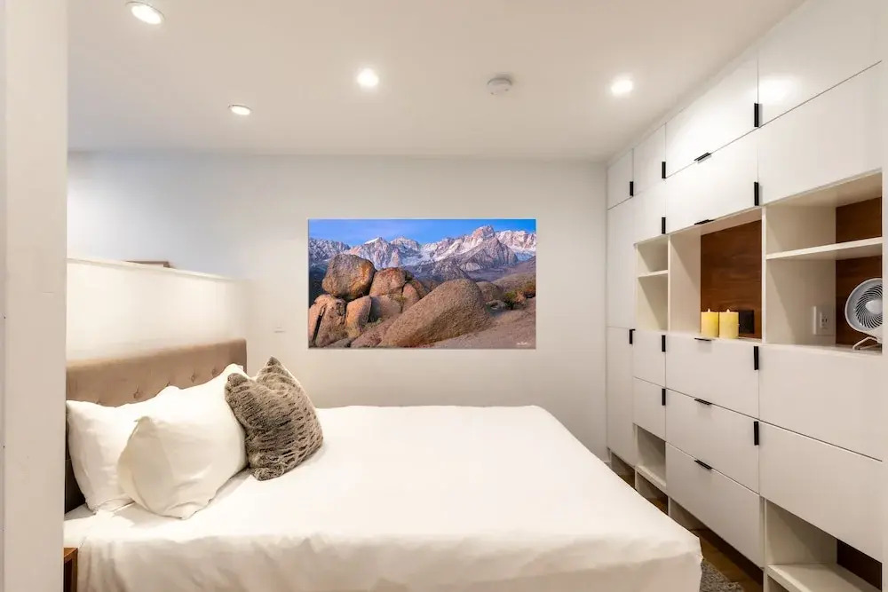 Modern Hotel-Style Studio - Timber Creek Lodge #210 by RedAwning