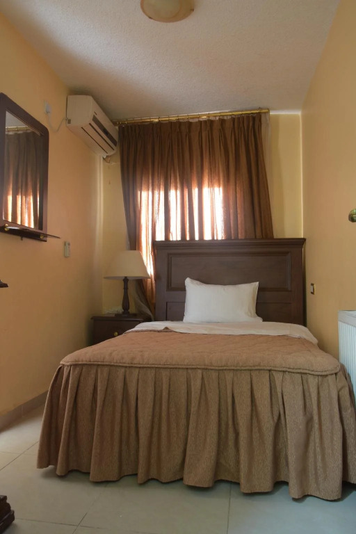 Cleopetra Hotel