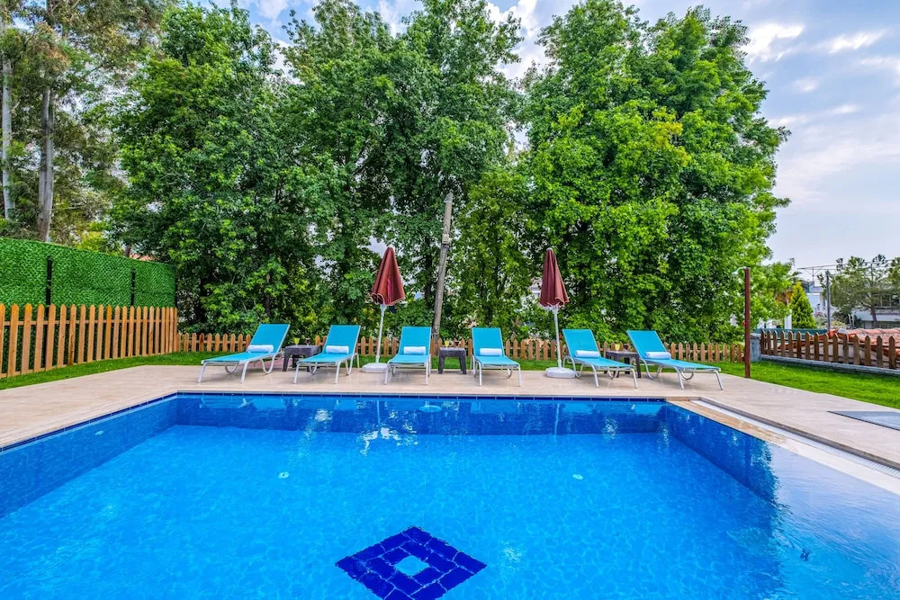 Lilly Villa 1