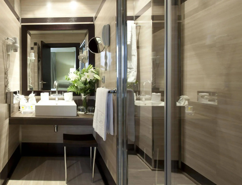 Hotel Saray