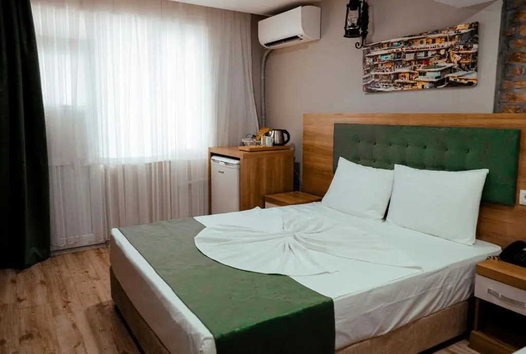 HASUNİ TAŞ HOTEL