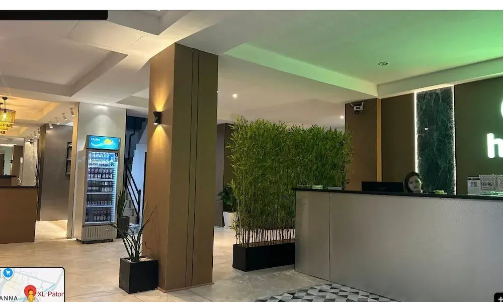 XL PATONG Hotel