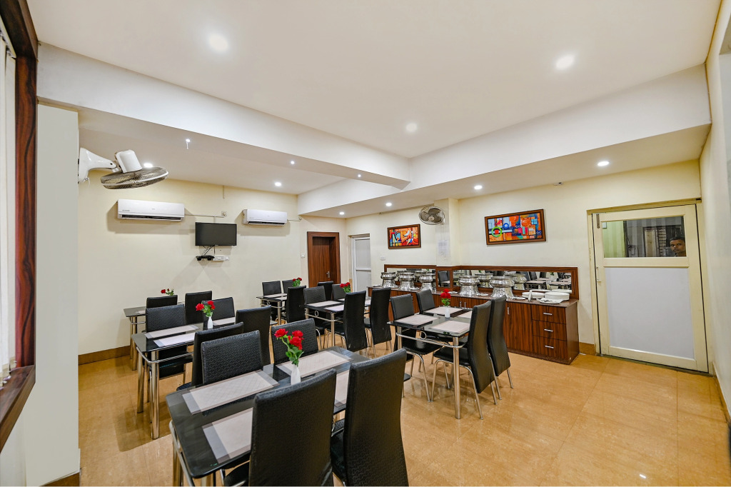 Capital O 28034 Triple Tree Hotels & Resorts
