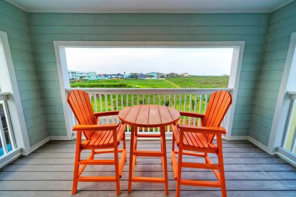 Beach Access Private Pool, Ping-pong, Firepit, Swings, & Views Tipsea Turtle
