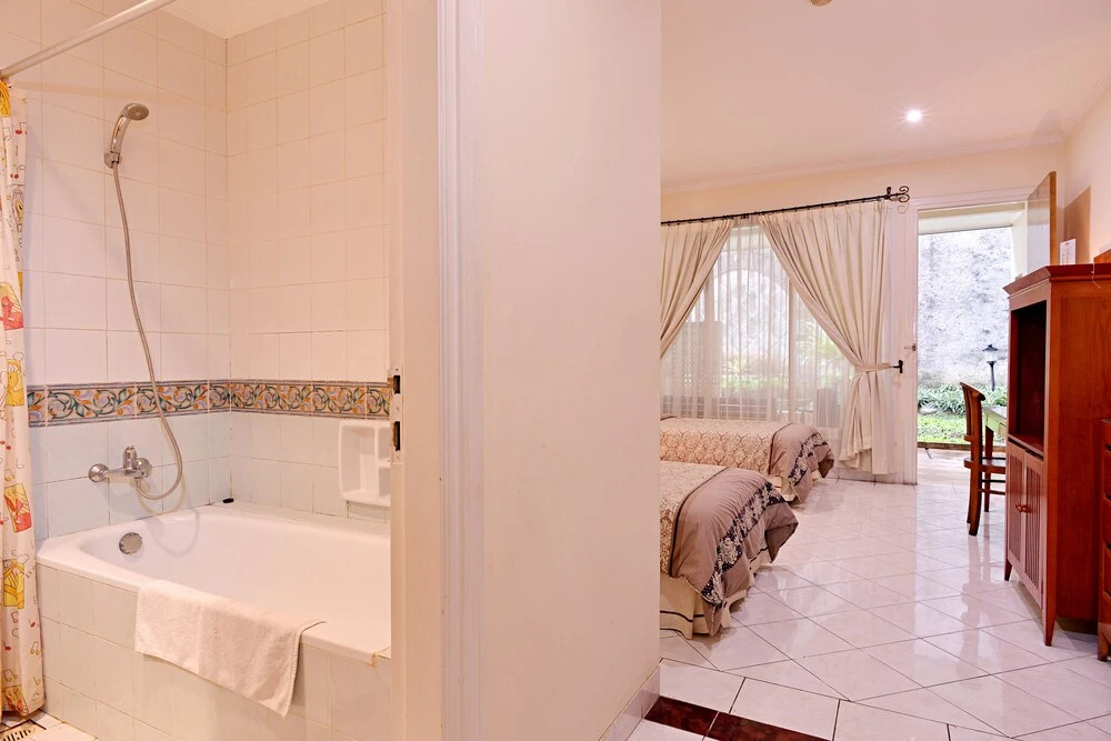 ZEN Rooms Pejaten Raya