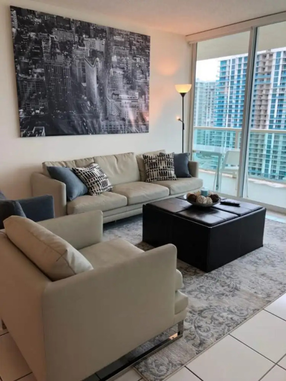 Sunny Isles 2 Bedroom