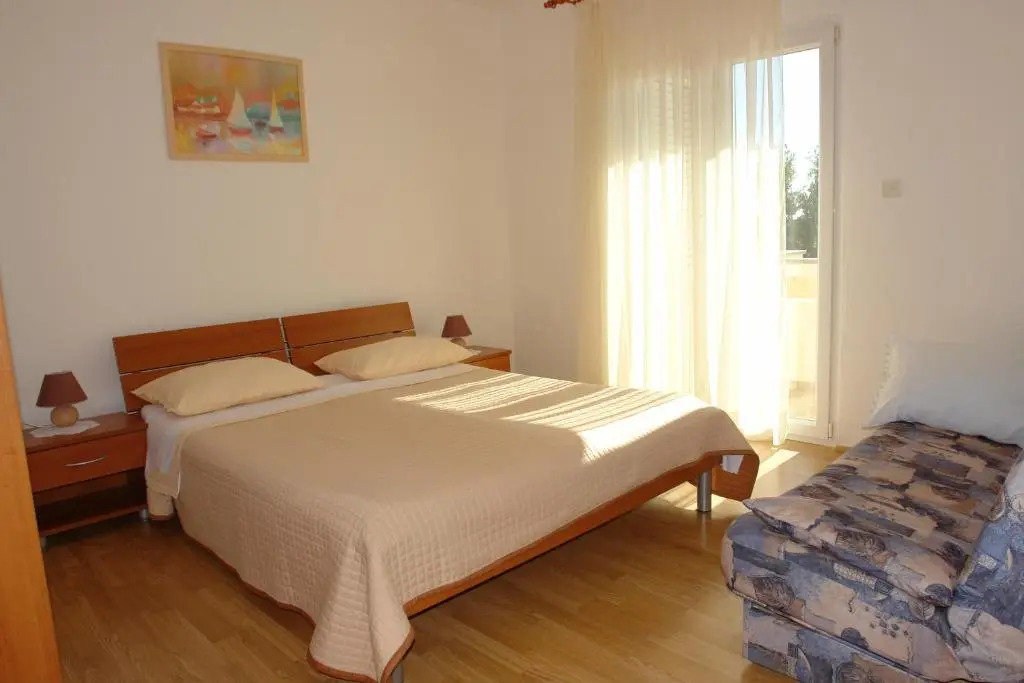 Apartments with parking space Mandre, Pag - 18748