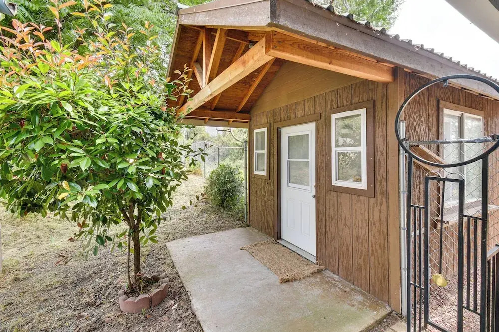 Yosemite Wellbeing Retreat on 5 Acres w/ Mtn Views