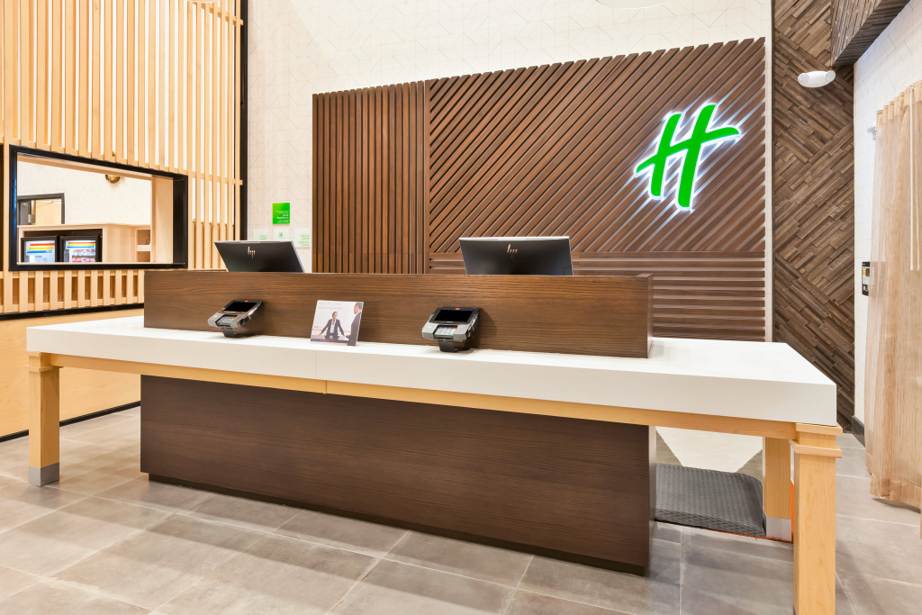 Holiday Inn & Suites - Toledo Southwest - Perrysburg by IHG