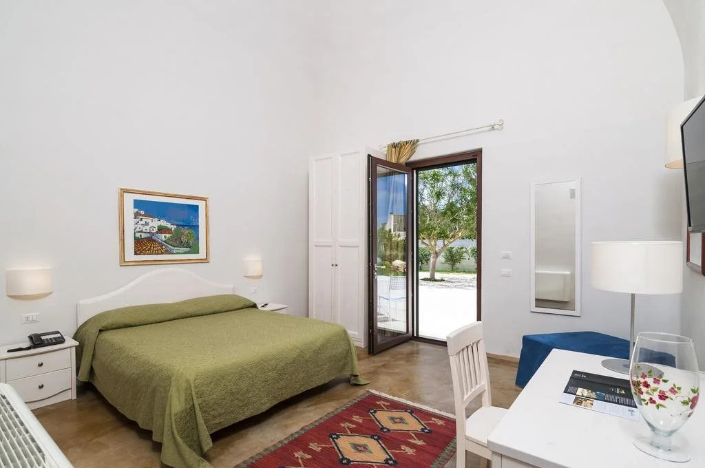 CASALE DOME 14&2, Emma Villas
