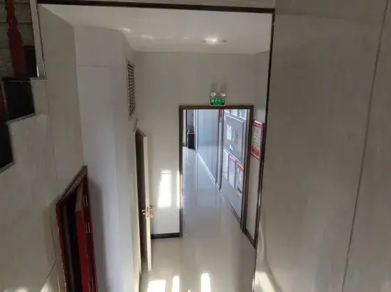 Pianguan Laoniuwan Business Hotel