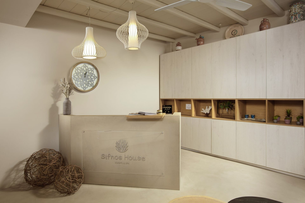 Sifnos House - Rooms and SPA