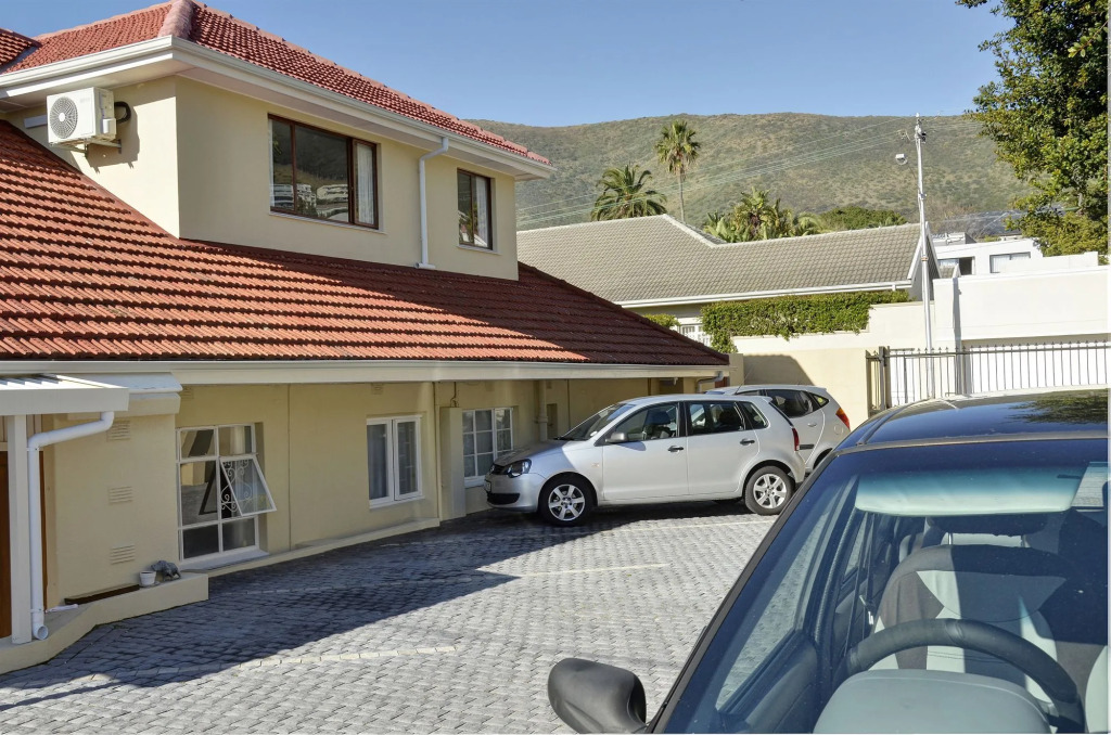 Sundown Manor Guest House