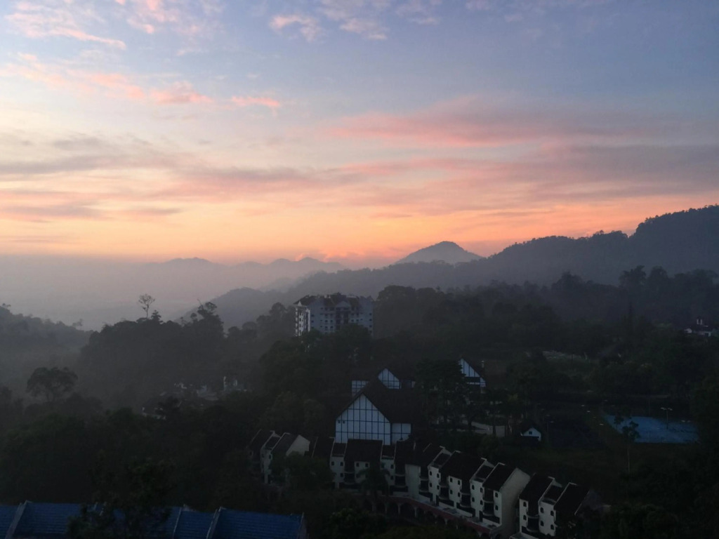 Paul 3 bedroom Meranti A303 Genting Highland Vacation Home