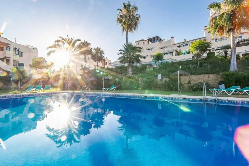 75-Apartment with Views in Elviria, Marbella