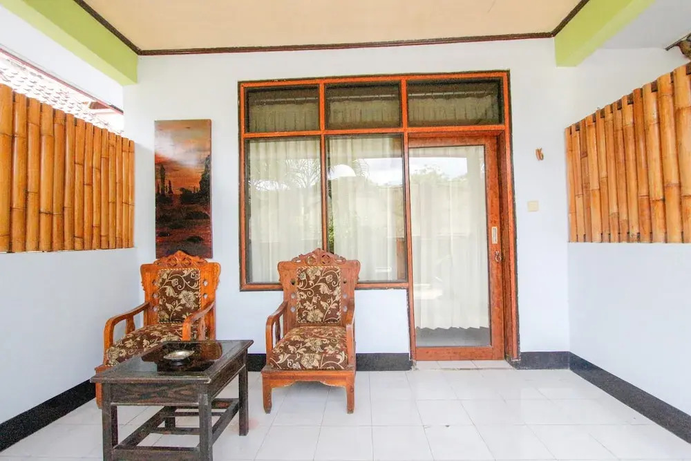 SPOT ON 2167 Creative Bungalow