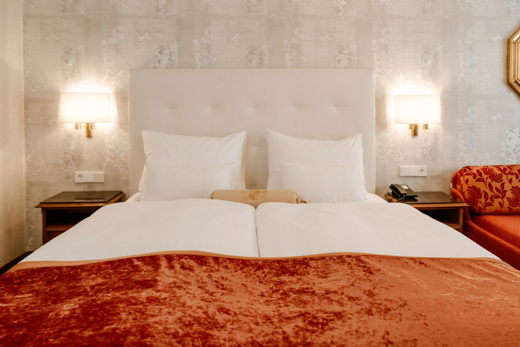 Hotel Stefanie - VIENNAS OLDEST HOTEL
