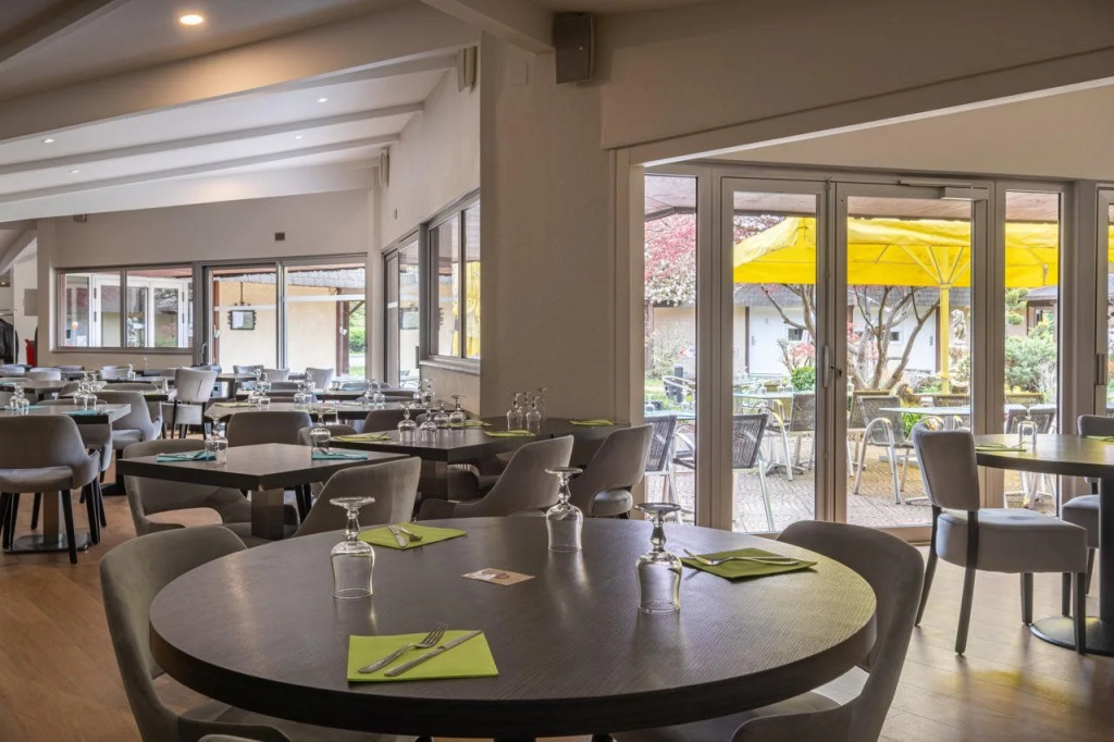 Charme Hôtel, Montbéliard Sud