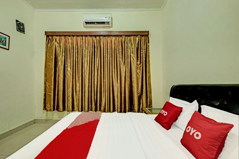 OYO 91596 Hotel Rajadani